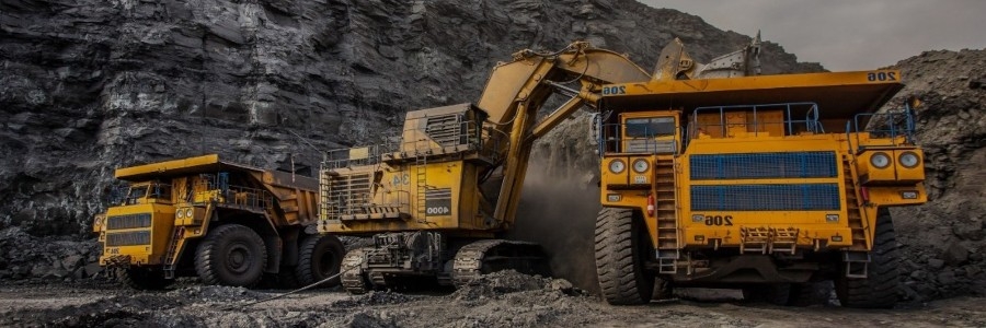 An All-Season Heavy Duty Transmission Fluid Can Save Time, Money and Headaches The All-Season Solution? Delo® TorqForce