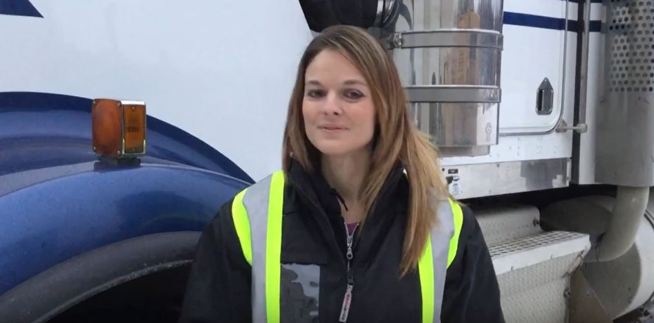 Lisa Kelly - Ice road truckers