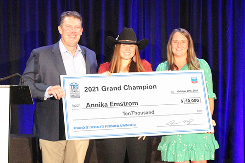 Annika Ernstrom with check