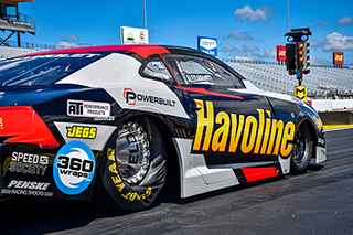 Havoline car on track Havoline car on track